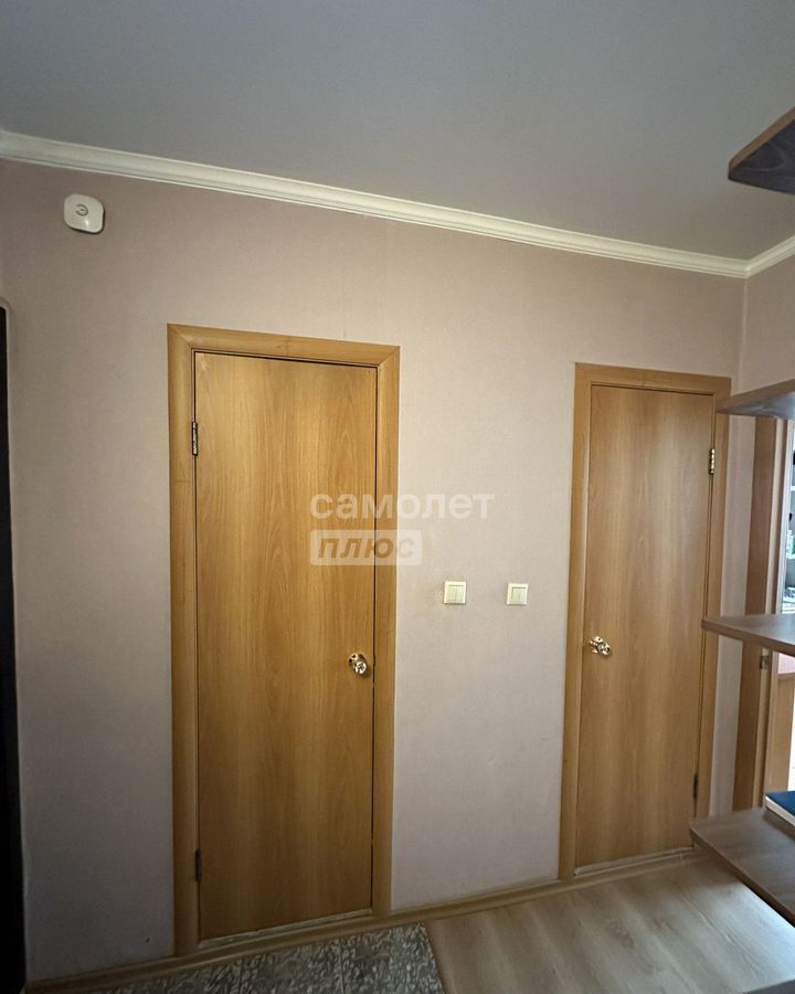 квартира г Омск р-н Кировский ул Лукашевича 27 фото 5
