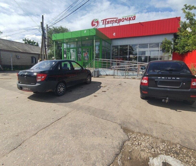 торговое помещение г Энгельс ул Короткая 2 фото 1