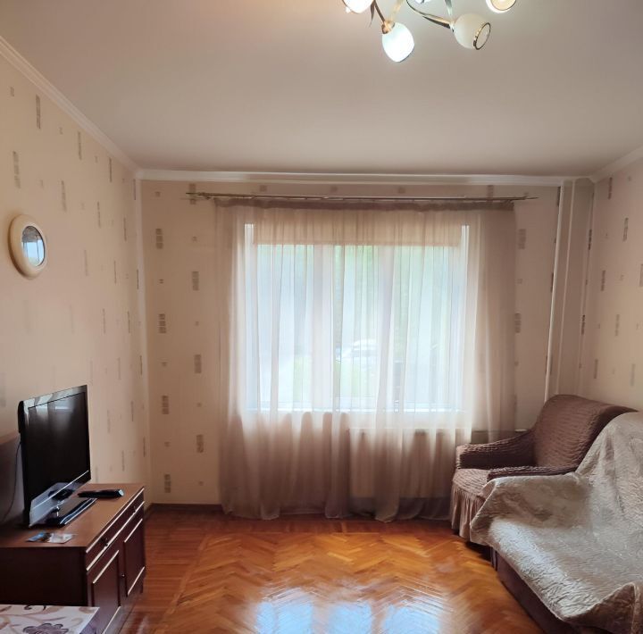 квартира г Санкт-Петербург метро Ладожская пр-кт Ударников 56к/1 фото 3