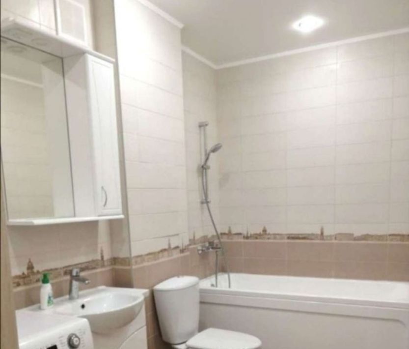 квартира г Тольятти р-н Автозаводский ул Спортивная 57 фото 2