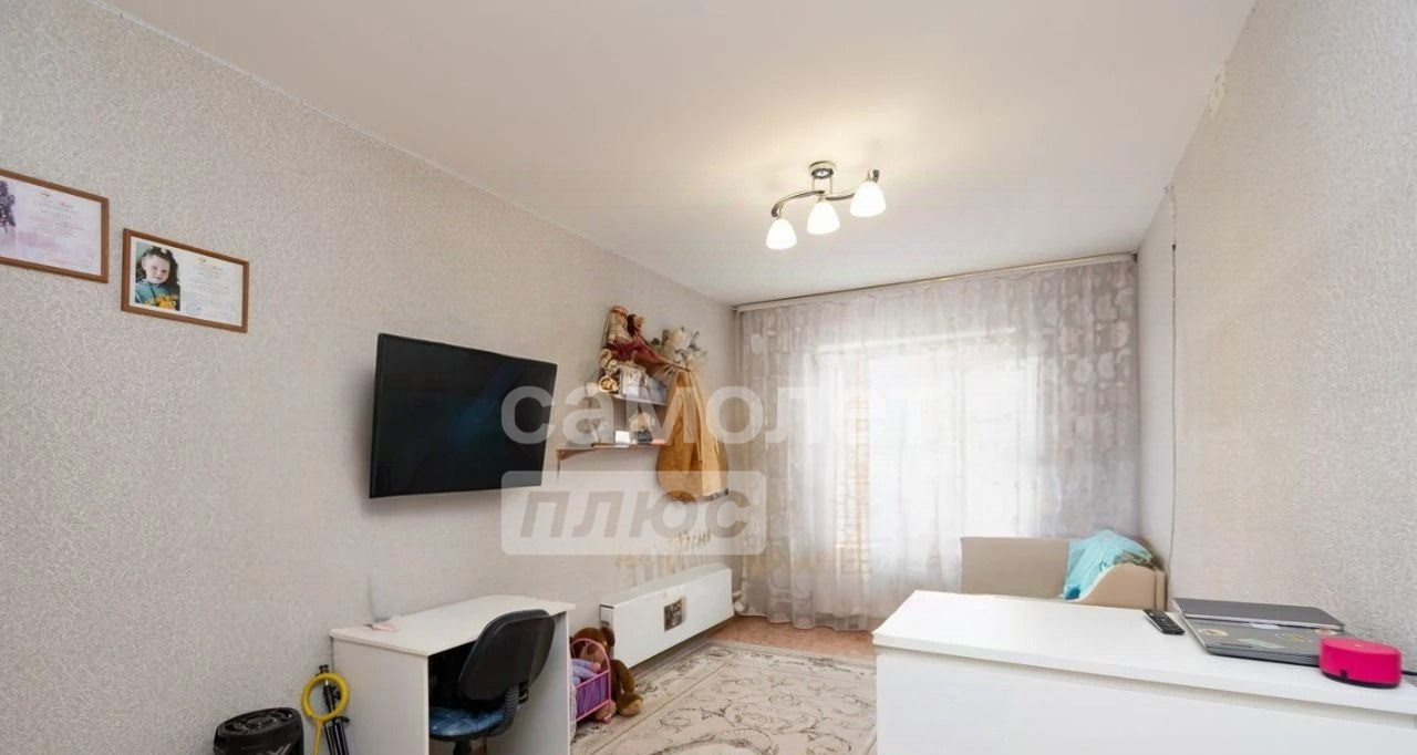 квартира г Омск пгт Сибниисхоз м-н, Академика Королёва проспект, 24 к 2 фото 2