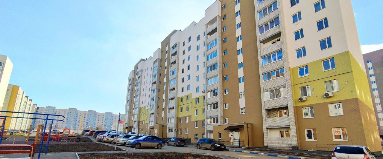 квартира г Саратов р-н Кировский ул им Лисина С.П. 5а фото 3