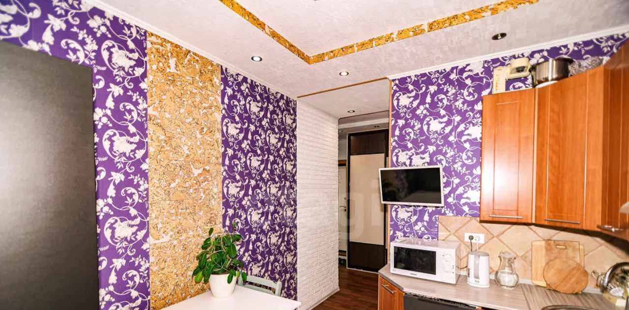 квартира г Сургут 9-10-й микрорайон ул Гагарина 32 фото 5