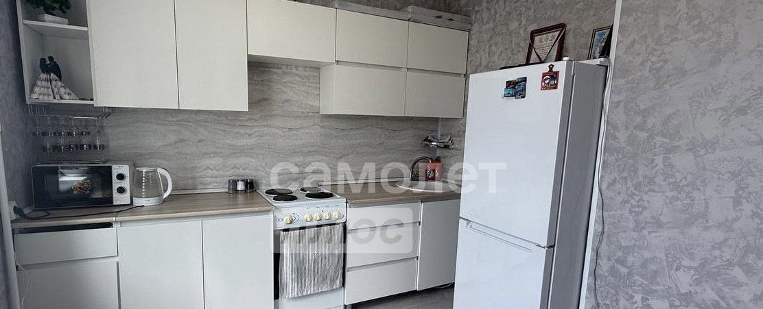 квартира г Курск р-н Центральный пр-кт Вячеслава Клыкова 1 фото 8