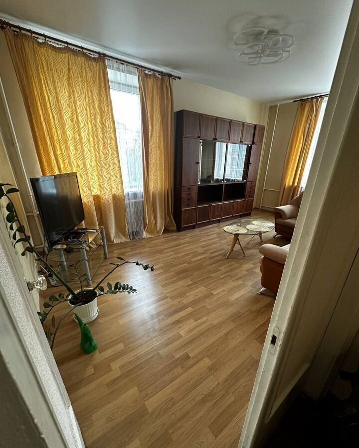 квартира г Коряжма ул Театральная 2 фото 1