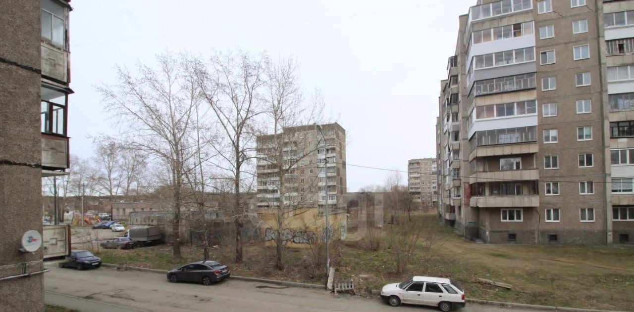 квартира г Нижний Тагил р-н Дзержинский ул Зари 1 фото 24