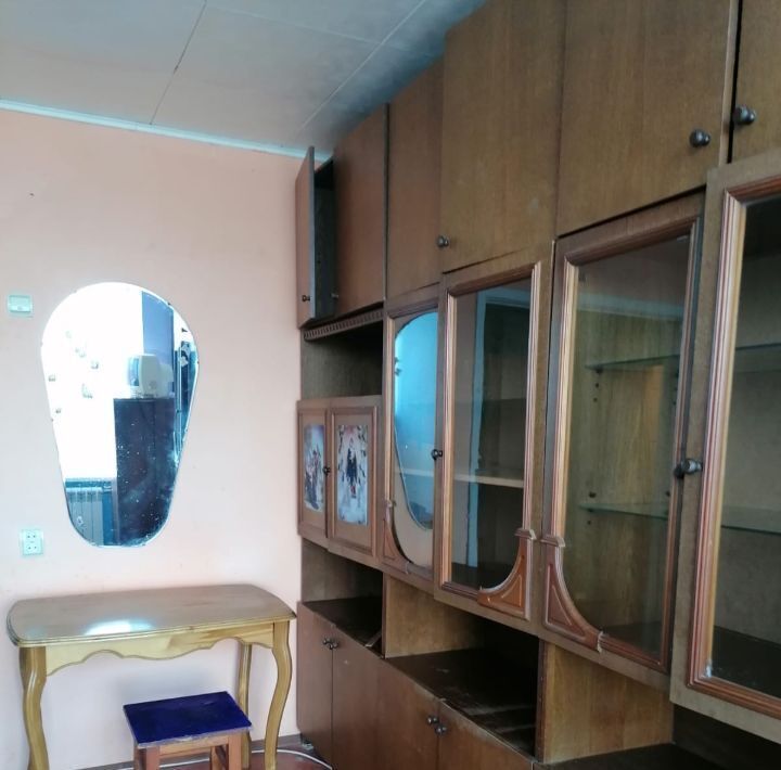комната г Тольятти р-н Автозаводский ул Революционная 11к/1 фото 4