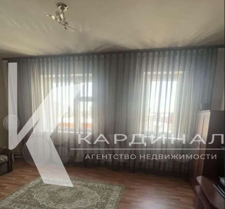 квартира г Старый Оскол Дубрава 1 кв-л, 18 фото 2