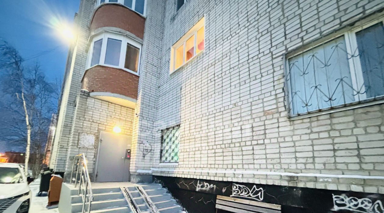 квартира г Нижневартовск ул Дзержинского 9 фото 23