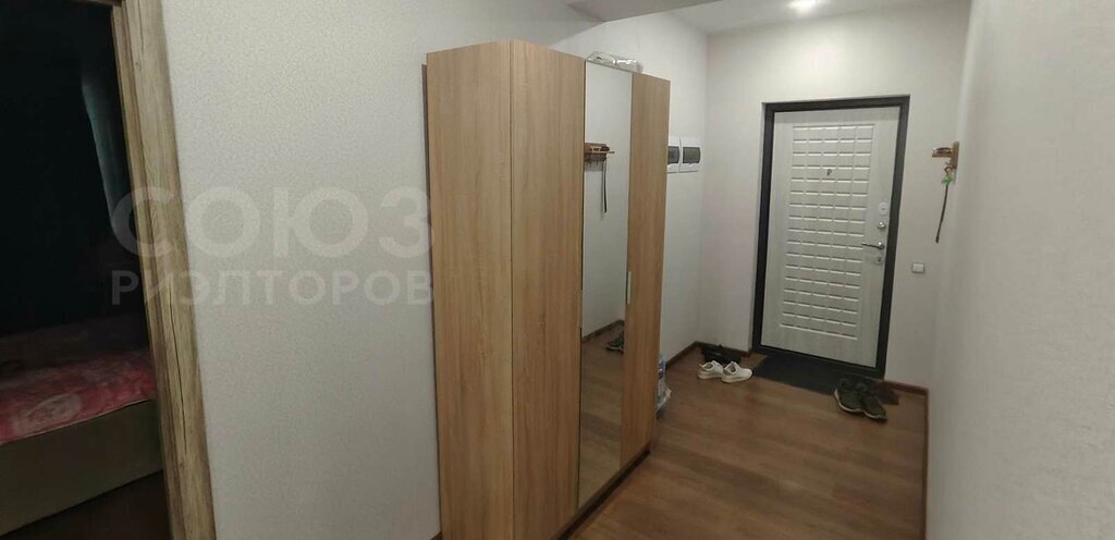 квартира г Волгоград ул им. Расула Гамзатова 7 фото 2