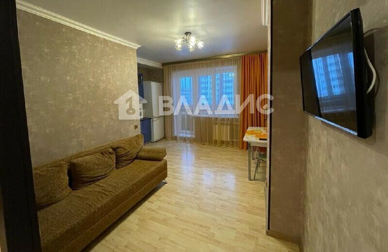 квартира г Тобольск мкр 4 36 фото 2
