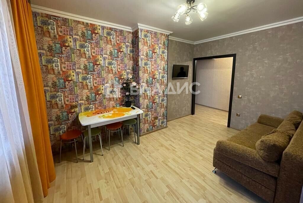 квартира г Тобольск мкр 4 36 фото 3