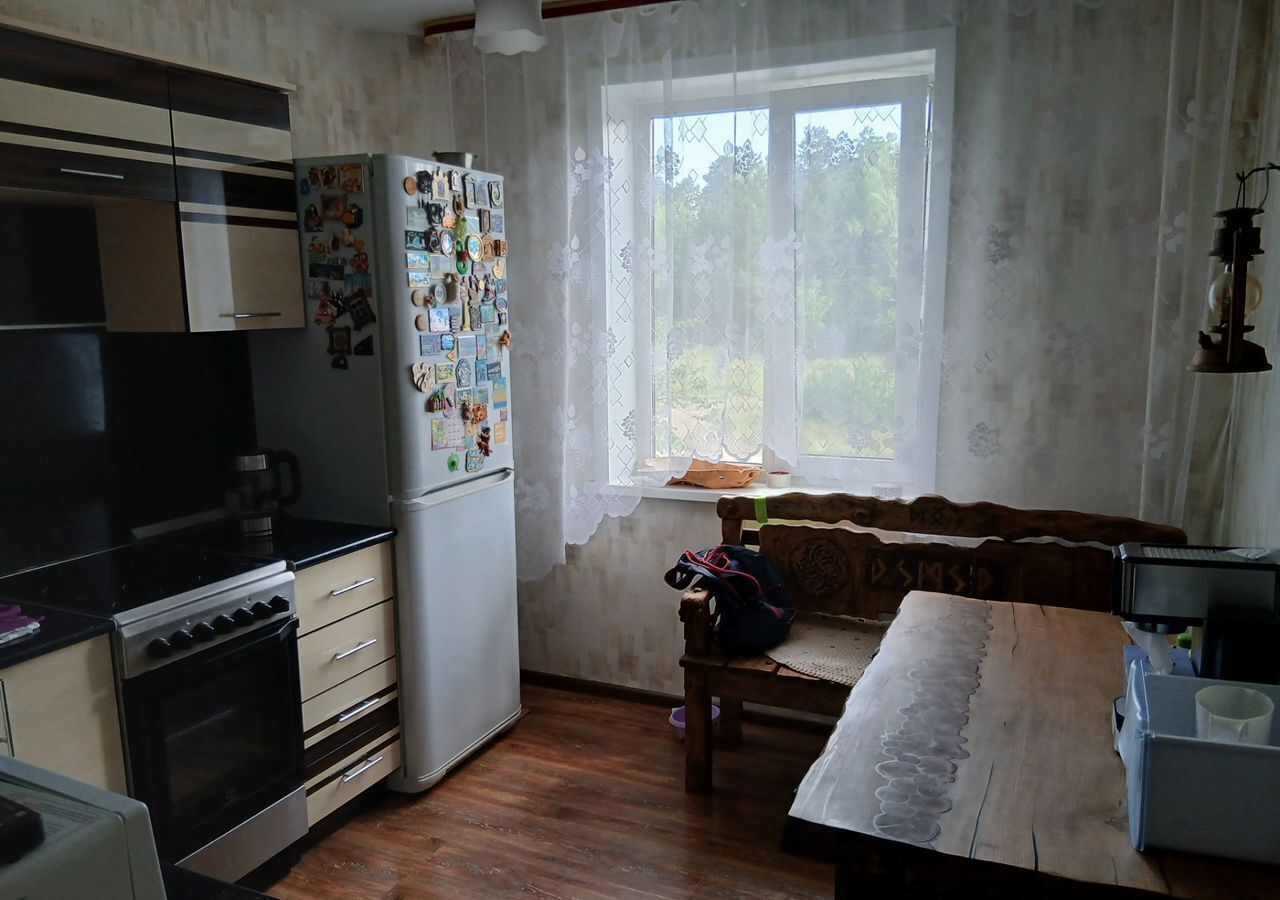 квартира г Саянск Центральный мкр-н, 11 фото 1