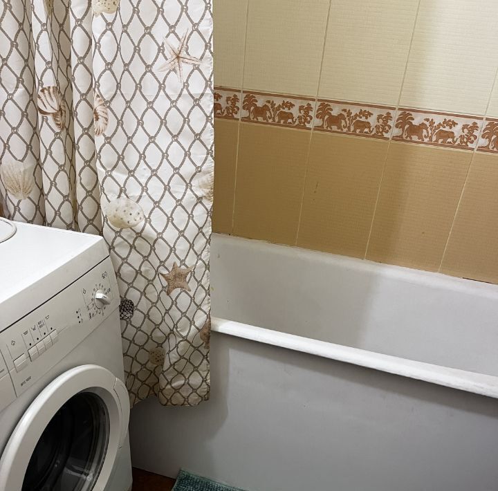 квартира г Тольятти р-н Автозаводский ул Свердлова 16 фото 2