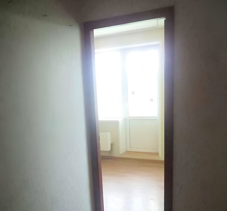 квартира г Волгоград р-н Кировский ул им. Быстрова 92 фото 3