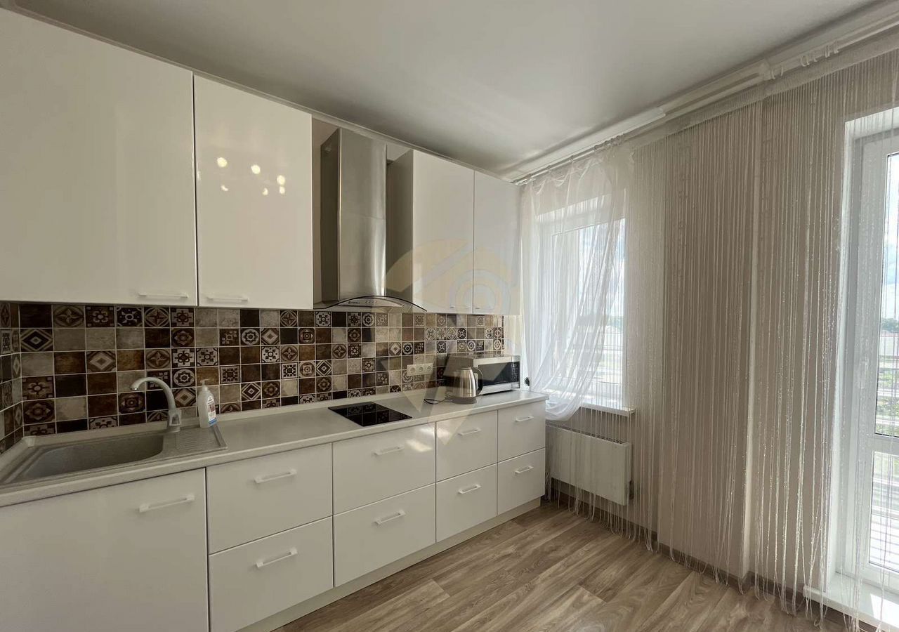 квартира г Старый Оскол мкр-н Дубрава, квартал 1, 22 фото 1