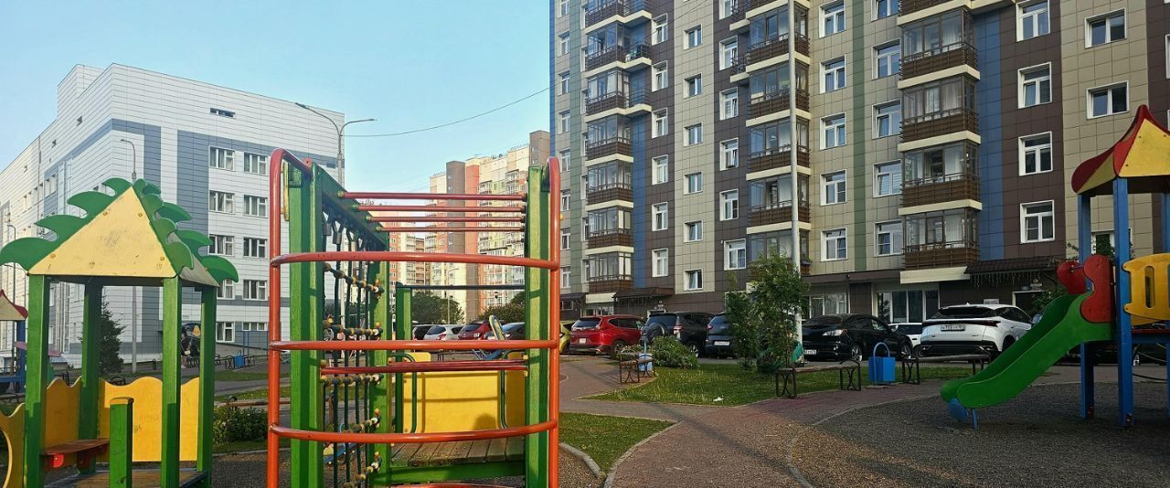 квартира г Красноярск р-н Центральный ул Дмитрия Мартынова 32 фото 16
