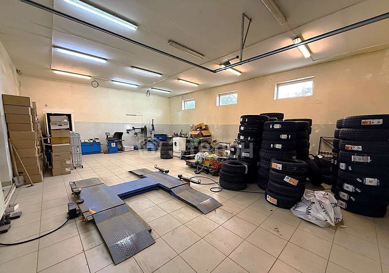 свободного назначения г Волгоград р-н Краснооктябрьский ул им. Менделеева 83 фото 13