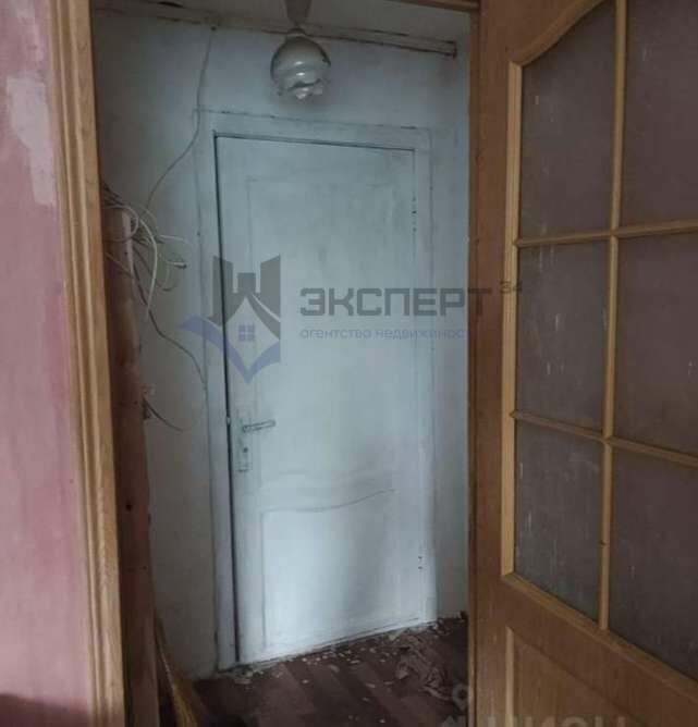 квартира г Волгоград р-н Ворошиловский ул Нежинская 1а фото 5