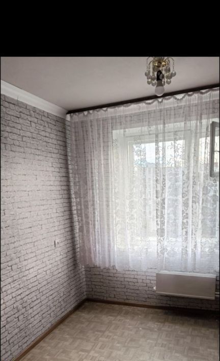 комната г Тольятти р-н Автозаводский 21 квартал ш Южное 25 фото 2