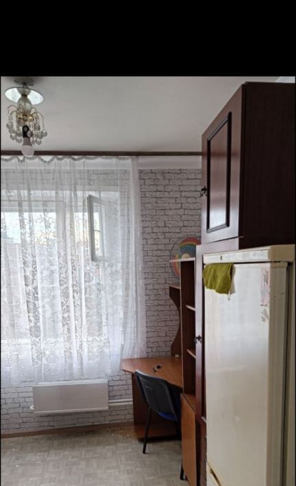 комната г Тольятти р-н Автозаводский 21 квартал ш Южное 25 фото 1