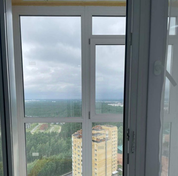 квартира г Сургут ул Александра Усольцева 14 ЖК «Северное сияние» 42-й фото 3