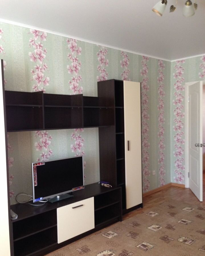квартира г Саратов р-н Кировский Солнечный 2 ул им Батавина П.Ф. 14 фото 4