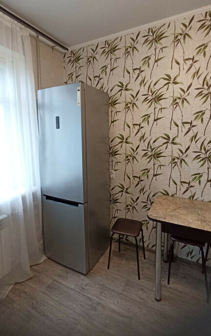 квартира г Саратов р-н Заводской улица имени Г. К. Орджоникидзе, 12А фото 3