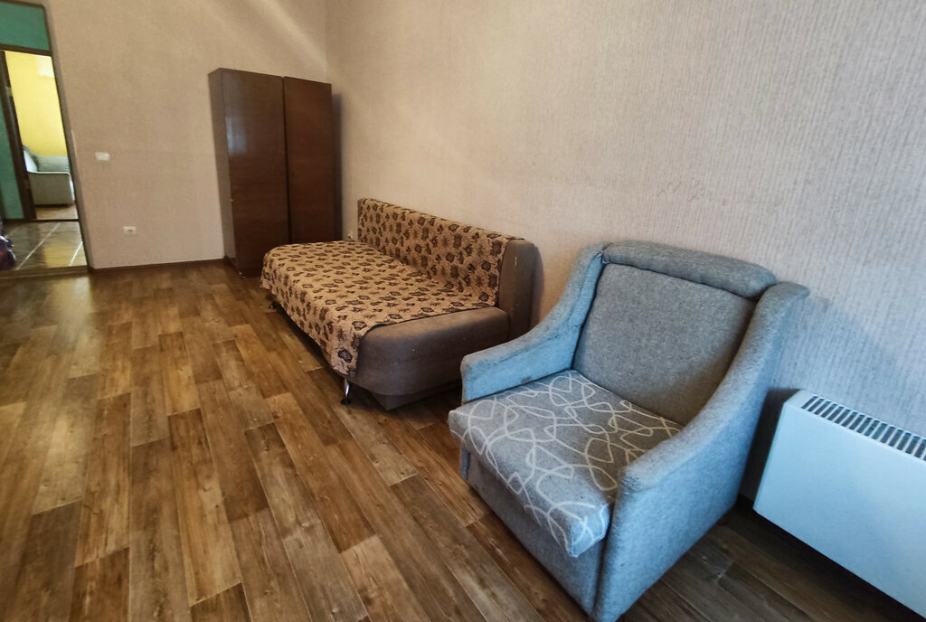 квартира г Саратов р-н Кировский Солнечный 2 улица имени П. М. Зыбина, 6 фото 3
