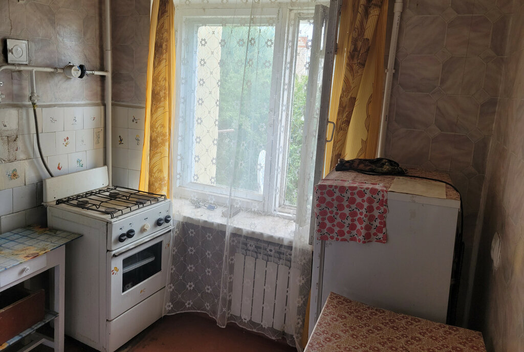 квартира г Красный Сулин 50 лет Октября ул Комарова 6/2 Красносулинское городское поселение фото 13