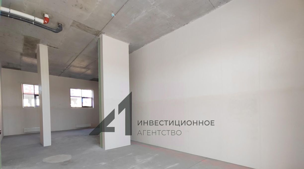 торговое помещение г Тюмень р-н Центральный ул Пожарных и спасателей 1к/1 фото 2