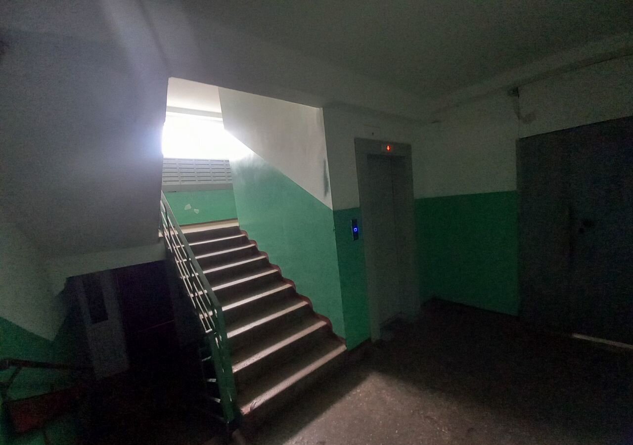 квартира г Омск мкр Крутая Горка р-н Октябрьский ул В.А.Силина 11 фото 18