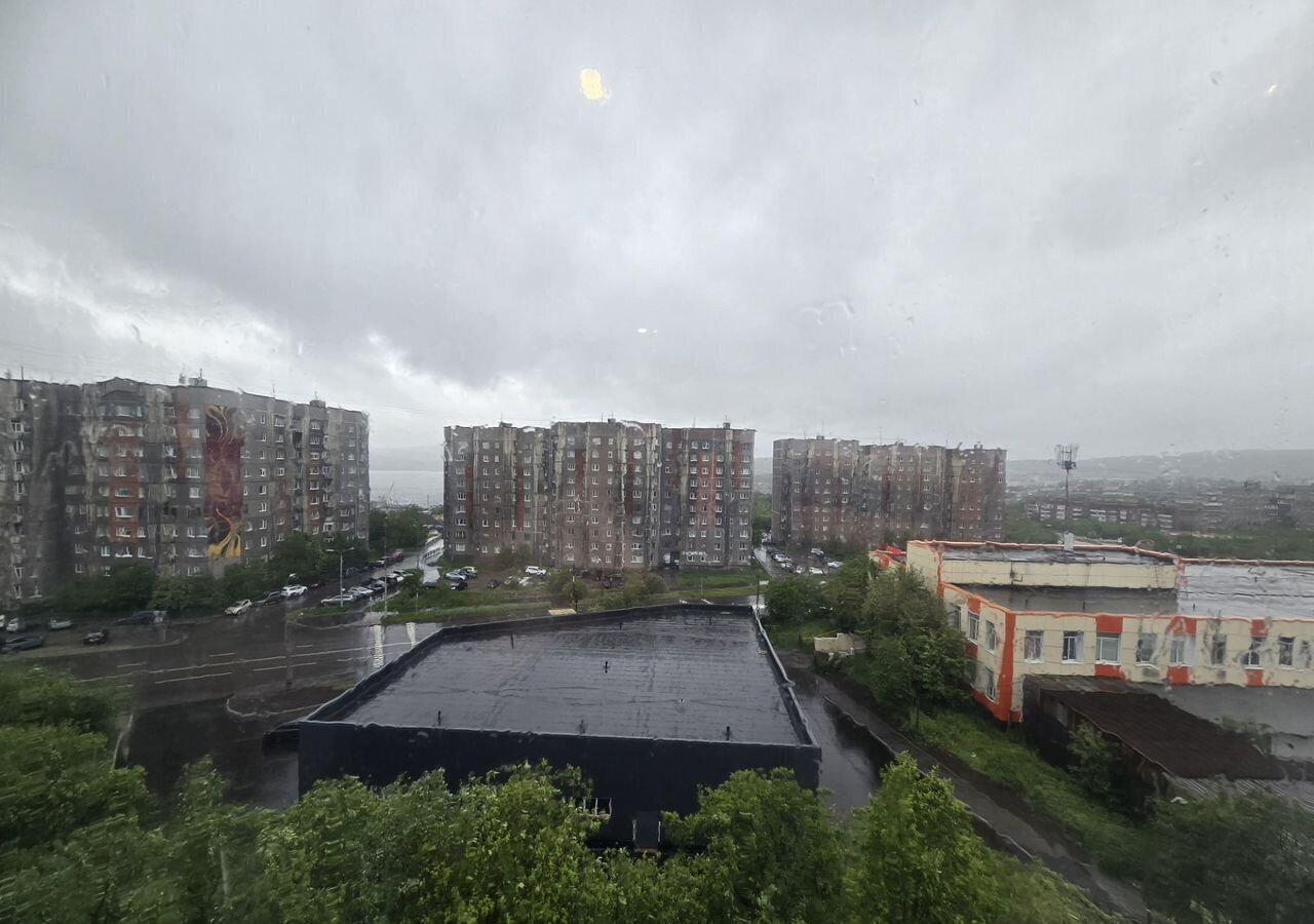 квартира г Мурманск р-н Ленинский ул Чумбарова-Лучинского 40к/1 фото 16