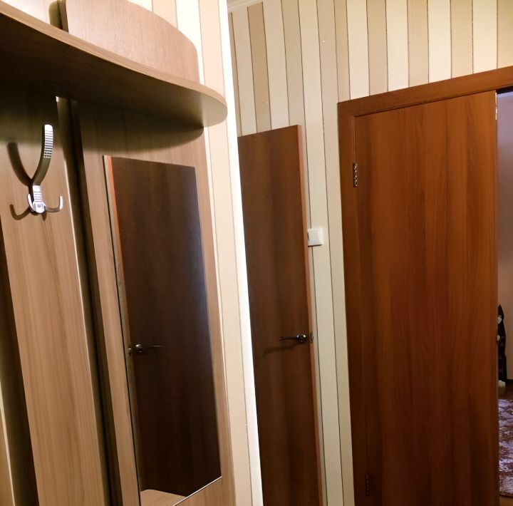 квартира г Тольятти р-н Автозаводский ул 40 лет Победы 15 фото 2