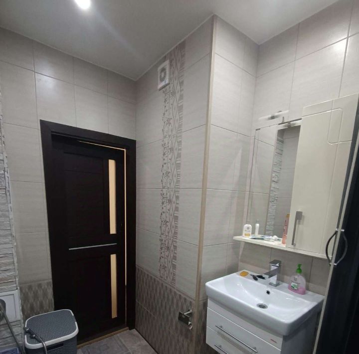 квартира г Великий Новгород ул Большая Санкт-Петербургская 124а фото 14