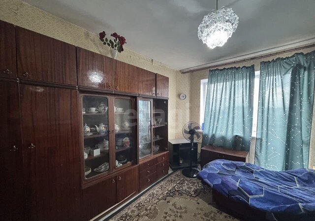 квартира р-н Кировский ул Дмитриева 11 фото