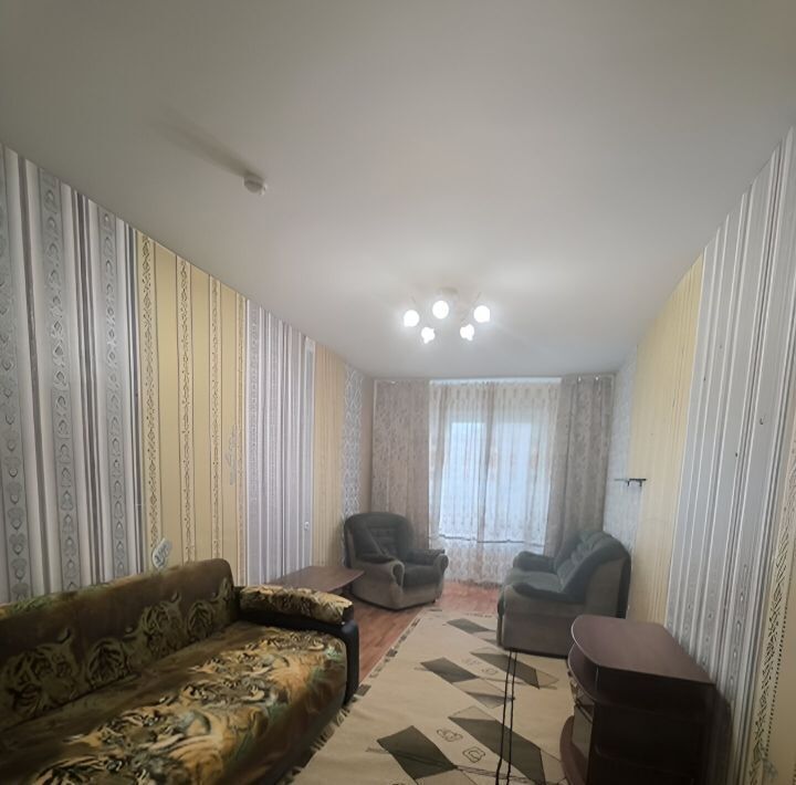 квартира г Красноярск р-н Ленинский ул Даурская 10 фото 2