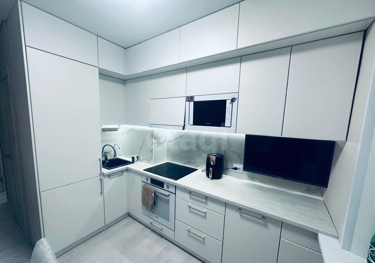 квартира г Ноябрьск ул Изыскателей 36 Тюменская обл. фото 1