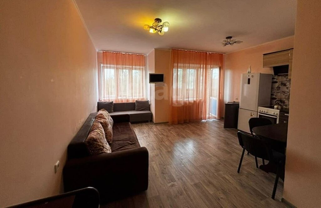 квартира г Тобольск р-н мкр 3б 19 фото 2
