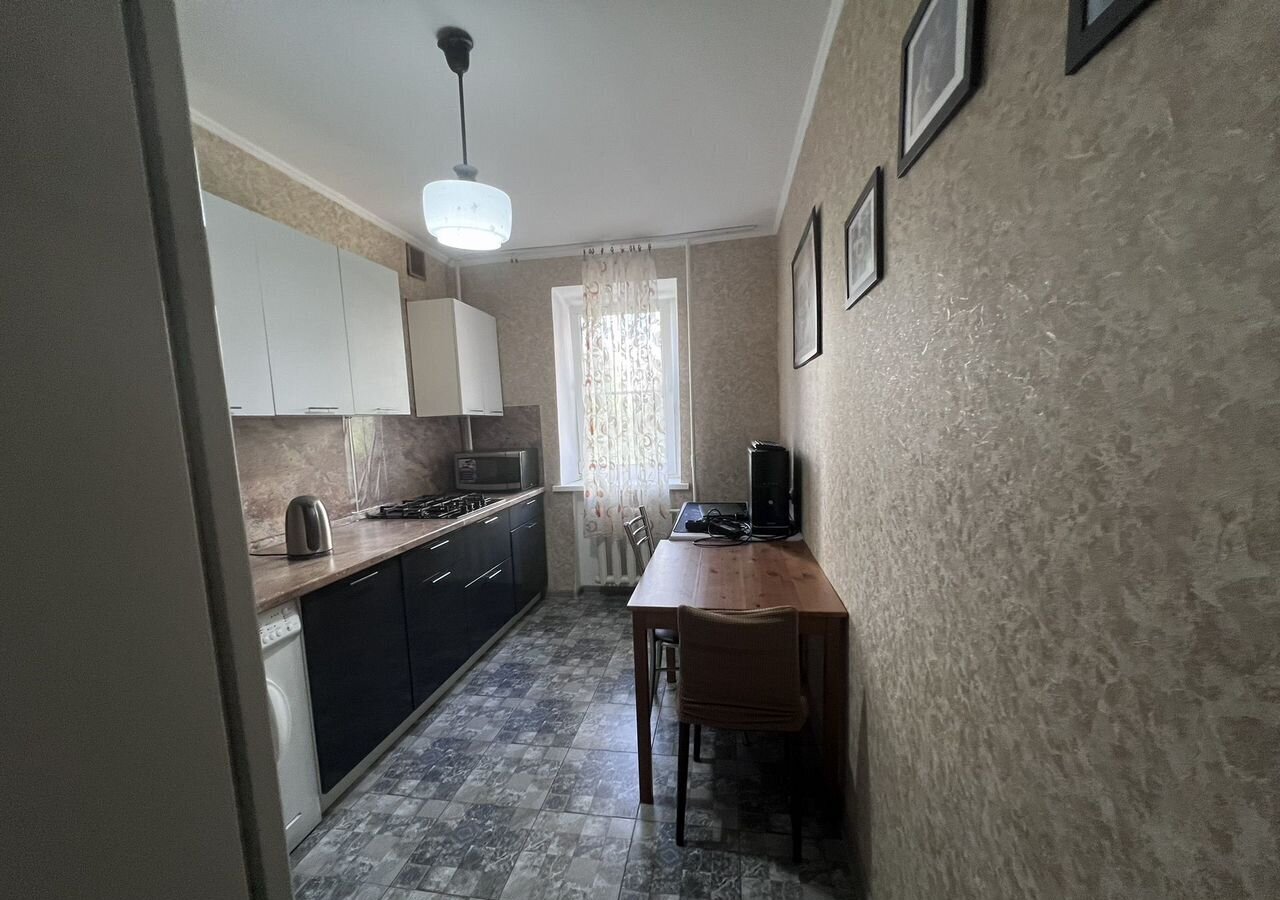 квартира г Батайск мкр Северный массив 14 фото 4