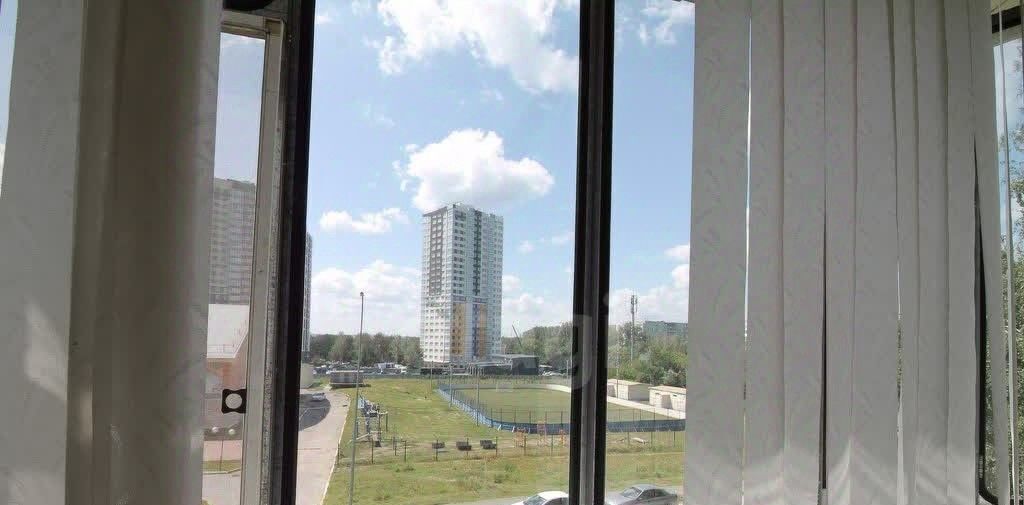 квартира г Ульяновск р-н Заволжский проезд Сиреневый 19 фото 1