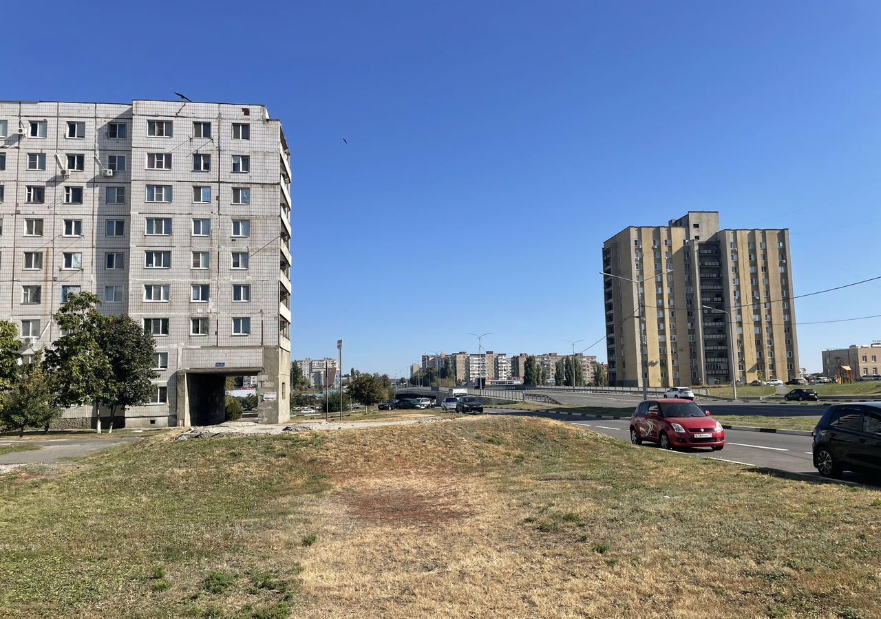 свободного назначения г Старый Оскол мкр-н Будённого, 7 фото 3