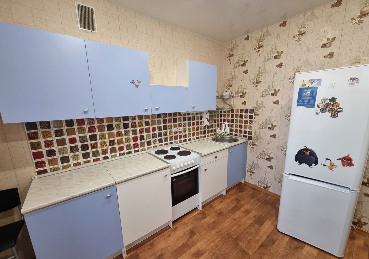 квартира г Омск р-н Кировский пр-кт Комарова 16 фото 3