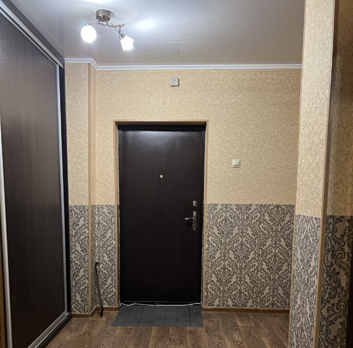квартира г Омск р-н Кировский ул Звездная 6к/1 фото 1