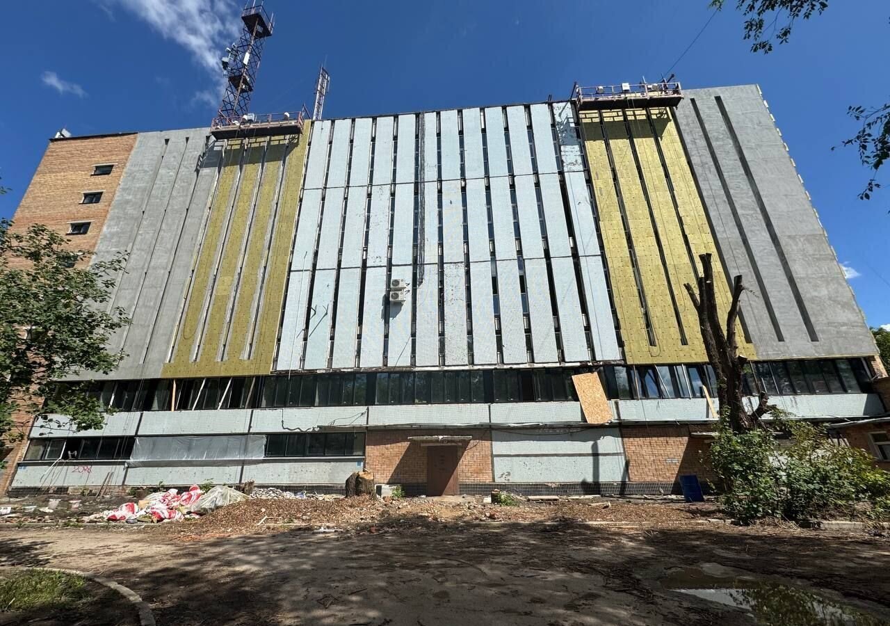 свободного назначения г Тольятти р-н Автозаводский 4-й квартал б-р Курчатова 20 фото 8