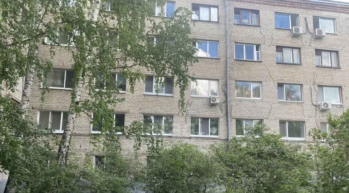 квартира г Тюмень р-н Центральный ул 50 лет Октября 33 фото 3