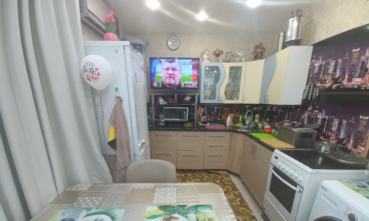квартира г Волгоград б-р 30-летия Победы 42 Волгоград, м-н, Семь Ветров фото 1
