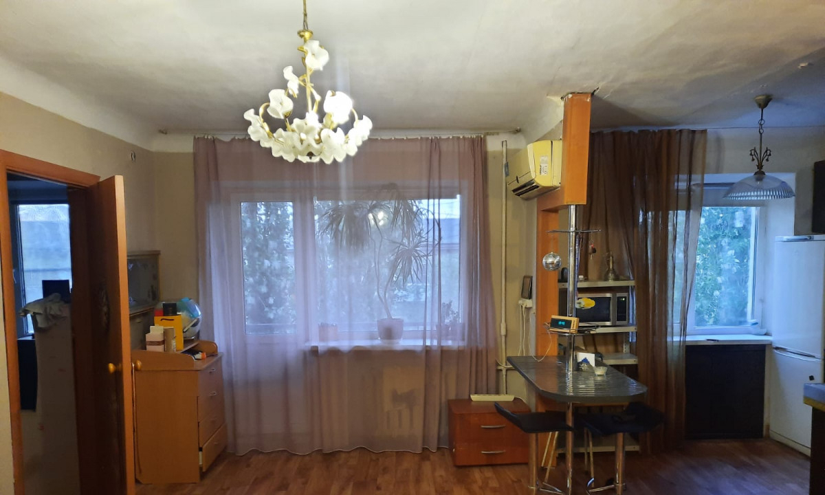 квартира г Волгоград ул им. Кузнецова 15 фото 1