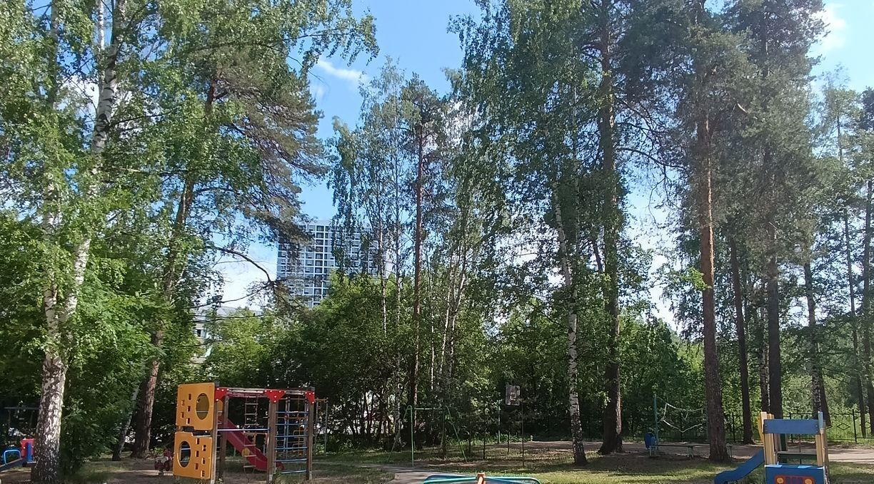 квартира г Пермь р-н Дзержинский ул Малкова 21 фото 37