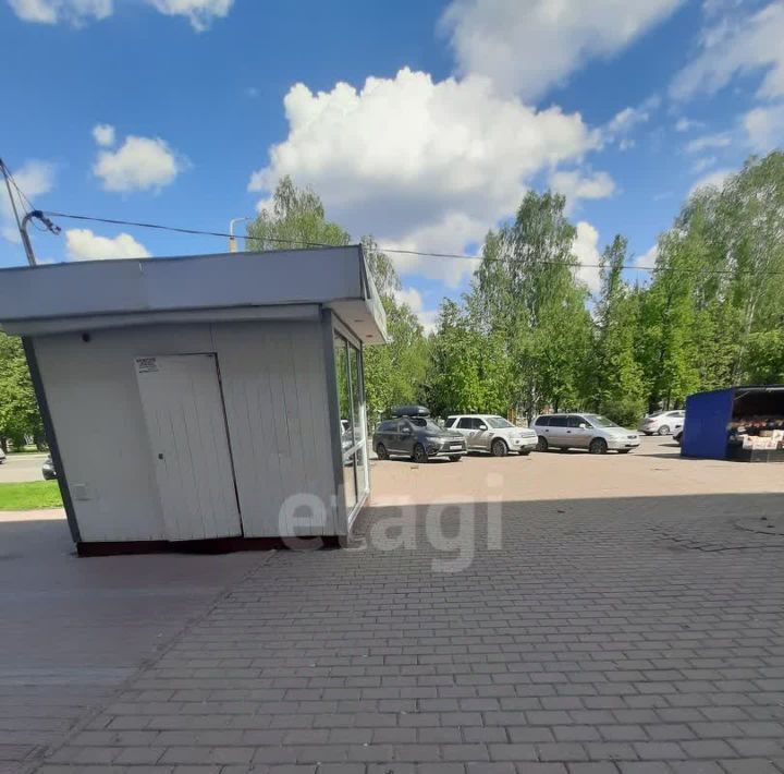 торговое помещение г Кемерово р-н Ленинский б-р Строителей 25 фото 1
